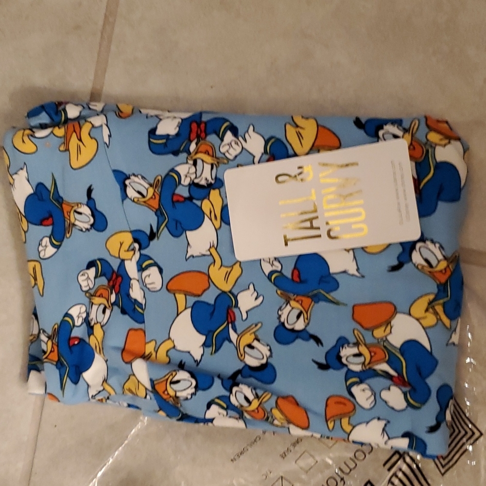 LuLaroe Disney Donald Duck leggings TC Tall and Curvy